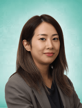 Ms Pheobe Fong
